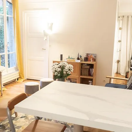 Superb Warm Apt Near Parc Monceau Lejlighed Paris
